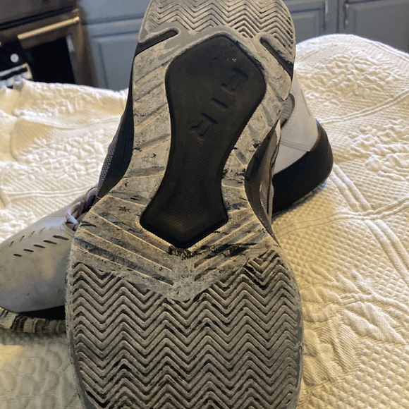 Size 13 men, air Nike, grey with a little mesh good condition - Picture 2 of 5